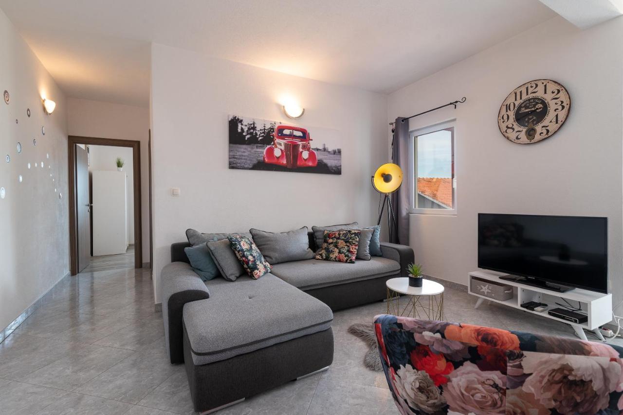 Holiday Villa Nostra Trogir Bagian luar foto