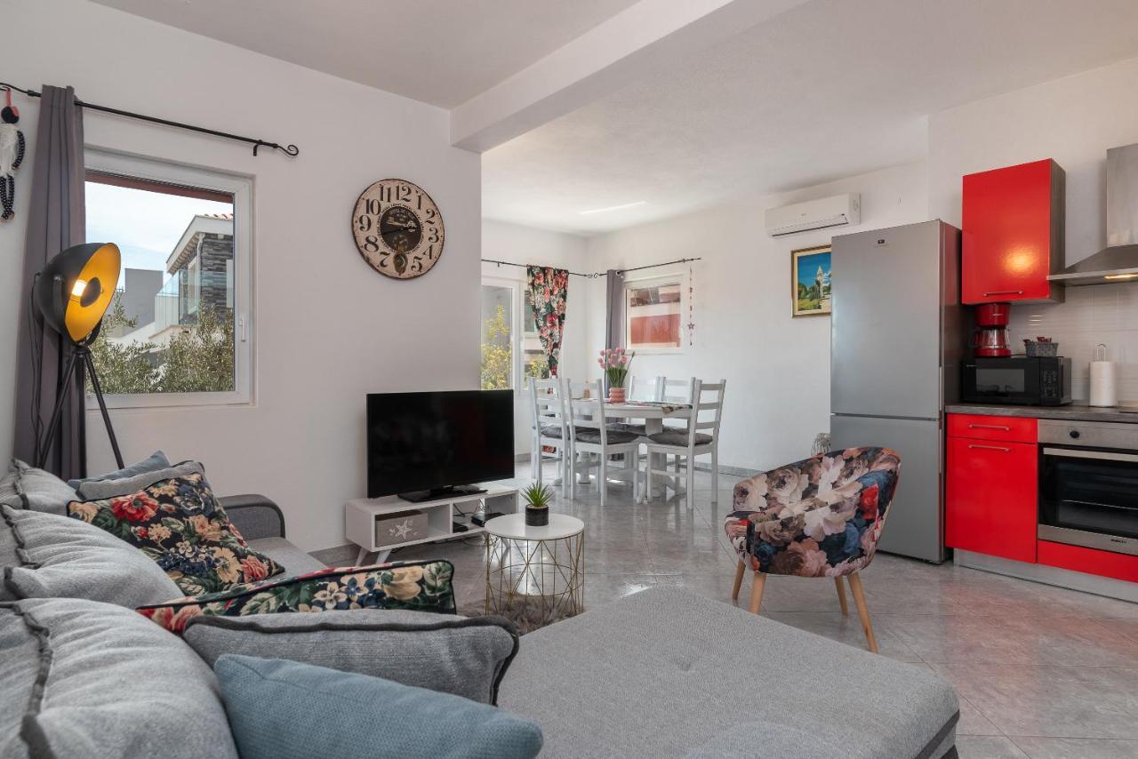Holiday Villa Nostra Trogir Bagian luar foto