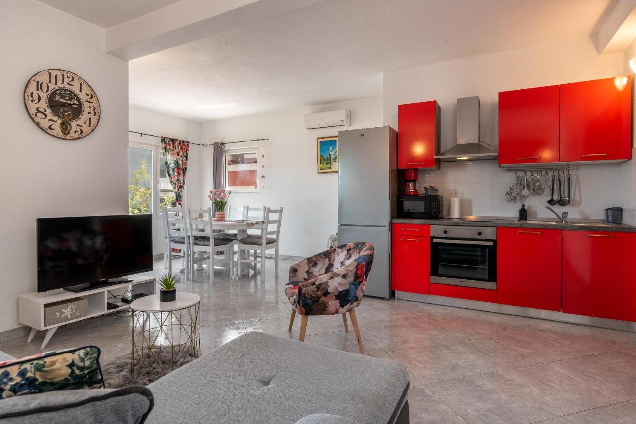 Holiday Villa Nostra Trogir Bagian luar foto